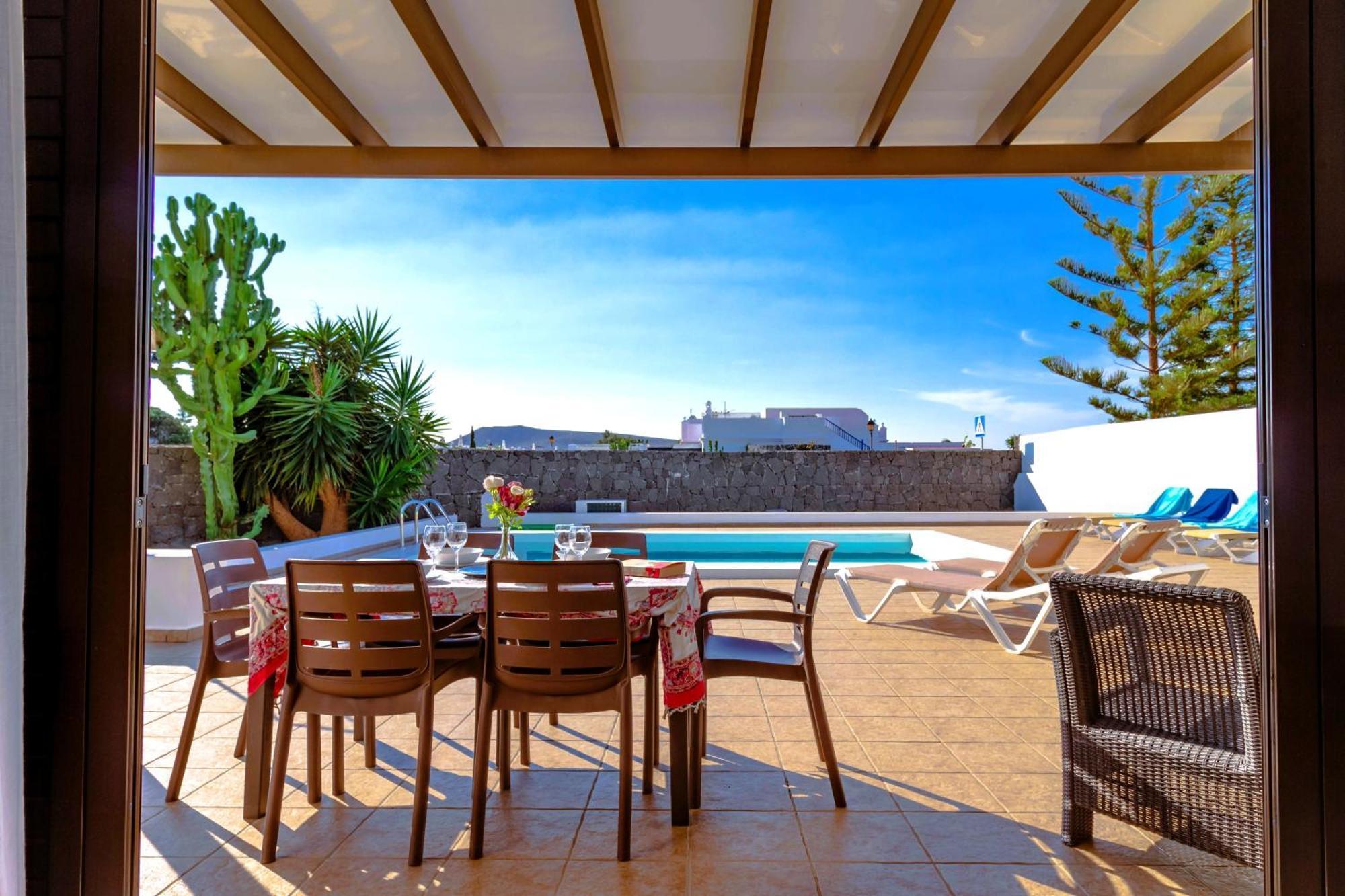 Villa Maria En Playa Blanca Exterior photo